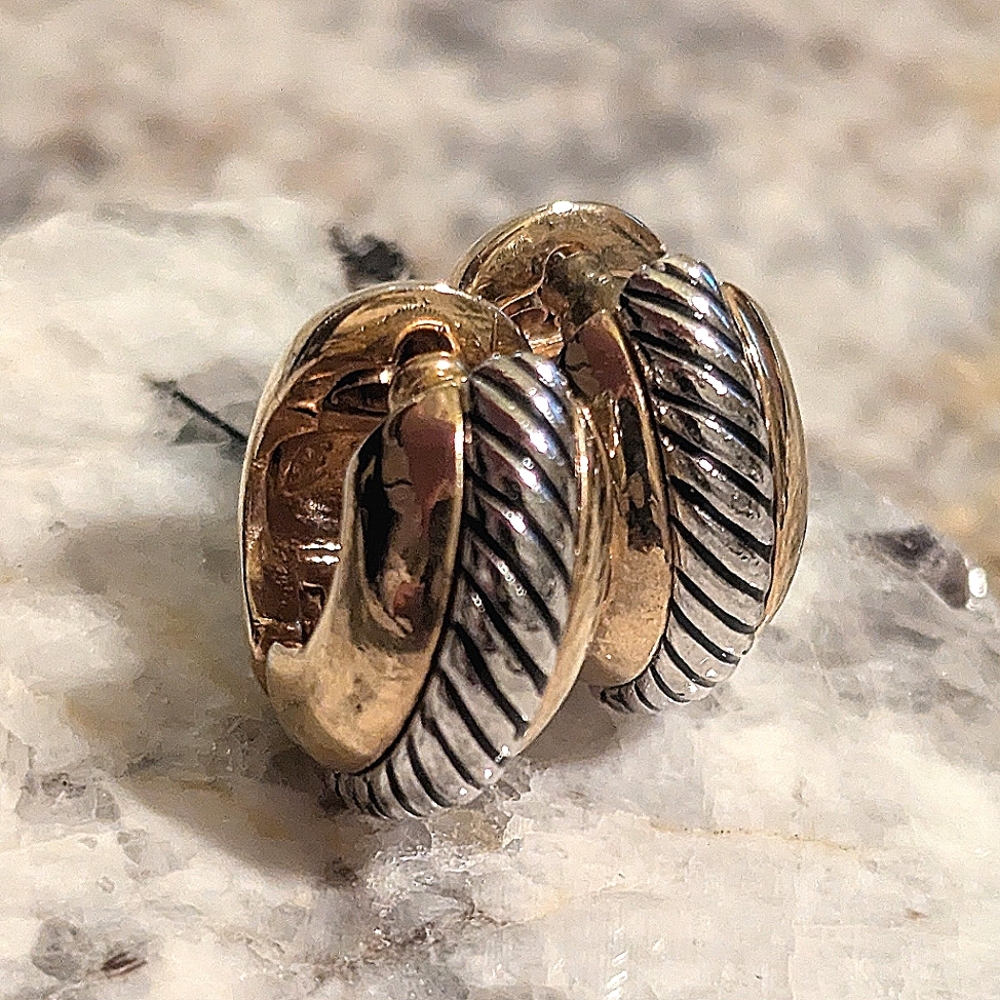 RARE Vintage Signed Erwin Pearl Gold/Silver Tone Cable Chunky Pierced Earrings - Picture 8 of 8